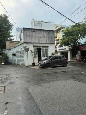 bán nhà giá rẻ 3 mặt tiền kinh doanh hẻm xe hơi, gần lâm văn bền, quận 7