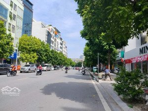 bán gấp nhà vị trí đẹp plô trung kính. vũ phạm hàm. trung hòa cầu giấy dt89 m2 . giá 48,9 tỷ