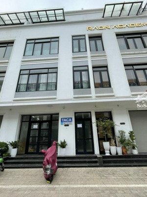 cho thuê nhà lk đại kim - gần vành đai 3 nguyễn xiển, dt 80m*5 tầng, thang máy, oto tải đỗ ngày đêm