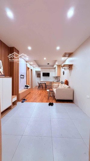 bán tập thể tầng 1 nghĩa tân - cầu giấy, kinh doanh, ô tô tải tránh, 2 ngủ 2 wc. dt 60m2, 5 tỷ