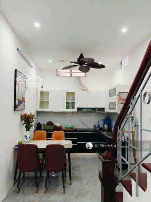 bán nhà ngõ văn chương - tôn đức thắng - đống đa, 2 thoáng , 4 tầng full nội thất giá chỉ hơn 7 tỷ