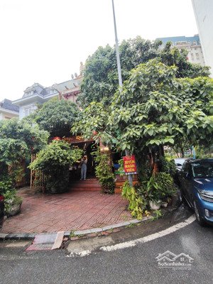 thành phố giao lưu - bán bt lô góc 4 tầng - dt 170m2 giá 72 tỷ