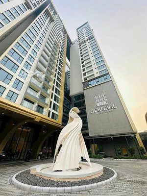 rất thiện chí bán căn hộ 1 ngủ soho giá trị cho thuê cực tốt - lh 