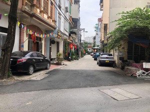 bán nhà mặt ngõ khương thượng, đống đa ,hàng hiếm,oto vào nhà - 9,5 tỷ, 32m2