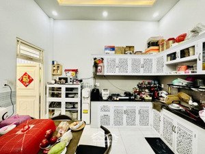 chủ kẹt bán gấp nhà 4lau,4pn,hxh,nguyễn văn đậu,p5,bình thạnh,hơn 7ty