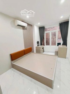 nhà đẹp giá rẻ phố văn chương 37m x 3t ngõ rộng ô tô qua nhà - 40m ra phố chủ tự xây full nội thất.