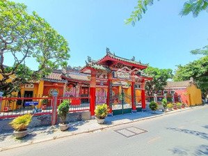 nhà mt nguyễn duy hiệu ngay cạnh chợ hội an