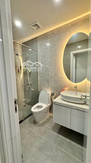 cho thuê căn hộ chung cư cao cấp brg 25 lê văn lương, nhà mới, cho thuê lâu dài.