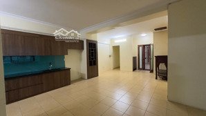 cho thuê căn hộ cc tòa nhà 96 định công; căn góc 131m2 - 03 phòng ngủ, 2wc; 02 ban công + 1 logia