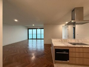 empire city cove cho thuê căn hộ 3 phòng ngủ nội thất cơ bản, view sông trực diện, 95tr/tháng