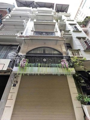 tòa 7 tầng thang máy khu phân lô ô tô tránh phố hoàng cầu, đống đa, hai mặt thoáng, 82m, 30 tỷ