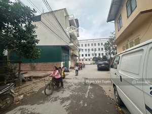 bán nhà dân xây 38m2 x 3 tầng , đường kinh doanh ,căn góc ,giá 7.8 tỷ ,lh 