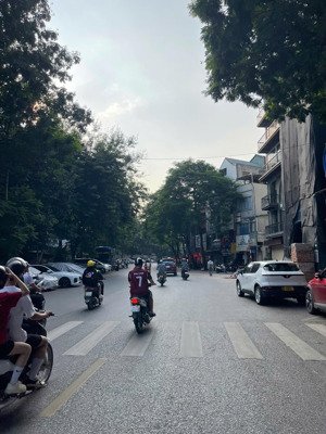 bán nhà trần đại nghĩa, hai bà trưng, gần cv thống nhất, ngõ ôtô, lô góc, 7t thang máy, dt 48m2.