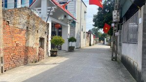 rẻ duy nhất. 1,63 tỷ, 95 m2, ô tô tránh