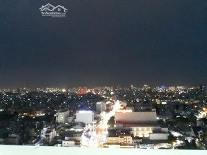 bán chung cư lê thị riêng 58m2, giá 2,7 tỷ 2pn, nhà mới gần công viên q10 hcm