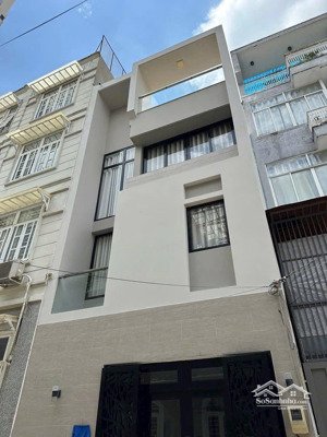 siêu phẩm nhà hóc môn cực hiếm công chứng ngay trong ngày