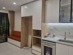 giảm 300tr bán căn hộ vinhomes 2pn - full nội thất cao cấp