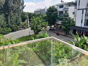 sống giữa thiên nhiên nhà 3 mặt tiền sát khu đô thị triệu đô