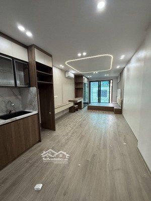 tòa nhà cao tầng -mặt phố -quận cầu giấy--vỉa hè -kinh doanh -căn hộ -dòng tiền -160 m2-10 tầng