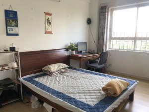 chính chủ cho thuê căn hộ 1 phòng ngủ, rộng 50m2, khu đô thị linh đàm. liên hệ sđt: 00978178056