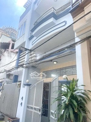 hẻm xe hơi, vườn lài, 3 tầng (3pn), 4 x 10 (40m2) hẻm 1 trục, sát mặt tiền, giảm 100tr