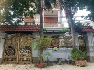 biệt thự 10m x 20m. 3 tầng trục chính đường 30m khu biệt thự phú nhuận lê thị riêng