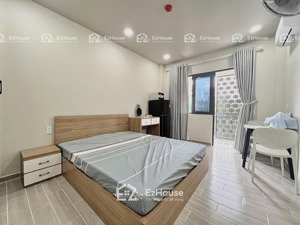 cho thuê studio 32m2 ban công, tách bếp, hẻm an ninh yên tĩnh mới 100% ngay cầu bông giáp q1