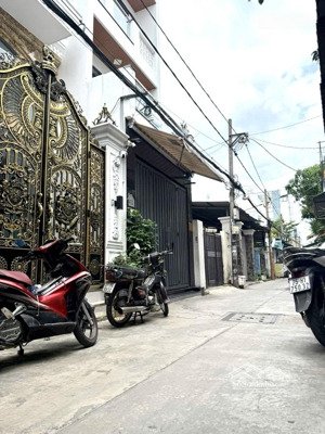 trung tâm tân phú - đường bờ bao tân thắng - sát aeon- 48m2 - gpxd 4 tầng -nhỉnh 4 tỷ