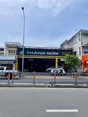 mặt tiền nguyễn thái sơn, gò vấp; dt 270m2 (10.5 x 26); xd mới hầm 7 tầng; hđt 120tr, bán 35 tỷ