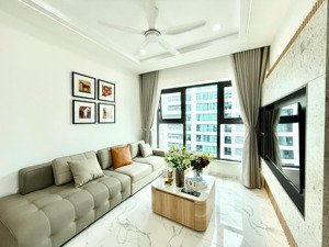 bán căn góc 3716 -oc3 view biển hướng mát ( 3pn đều thấy biển)
