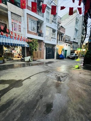 cho thuê nhà hẻm phan xích long phú nhuận 5x6m, trệt, 3lầu 13 triệu nhà mới