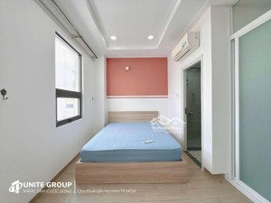 căn hộ cho thuê 2 phòng ngủ 2 wc, cửa sổ thoáng gần vòng xoay công trường dân chủ - quận 10