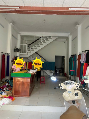 chủ gởi bán nhà mặt tiền lê ngung, giá 4,x tỷ