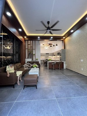 khu vip tân hương, tân phú giá chỉ 8 tỷ hơn