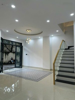 xe hơi ngủ nhà - xe hơi đỗ trước nhà! bán căn lê quang định (37m2) - 4 tầng. khu an ninh, yên tĩnh.