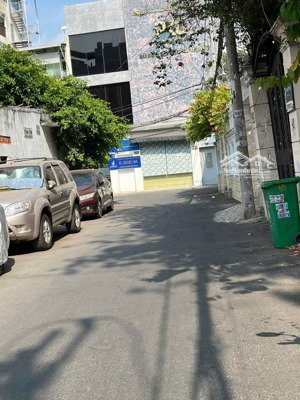 cần bán siêu phẩm ung văn khiêm, bt, 5x22m, nh: 5.5m, 4 tầng, chỉ: 18.3 tỷ, tiện ở, vp, kinh doanh