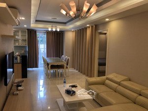 chính chủ bán căn hộ the useful apartment tân bình 65m2 2 phòng ngủ giá 2,3 tỷ. lh 