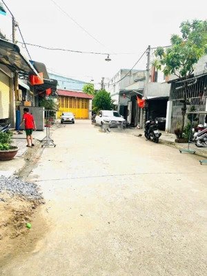 lô mt đường 7, linh trung . quá rẻ buôn bán tốt