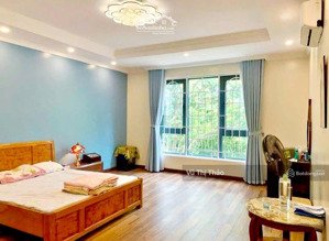 chính chủ bán nhà tập thể trúc khê, hoàng thúc kháng, 98m2, 3pn, 2wc, ô tô đỗ cửa, nhà đẹp, có sổ