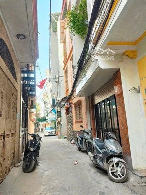 bán nhà 4 tầng, 86,8m2 tại nguyễn phong sắc, 18,85 tỷ, ô tô đỗ cửa, sát mặt phố.