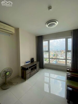 Cho thuê căn hộ 2PN - 2WC ở Summer Square, giá thuê 8tr, nhà ở liền