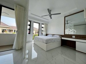 ngộp bank cần bán gấp căn biệt thự khu compound lavila nhà bè, giá chỉ 11 tỷ, còn tl