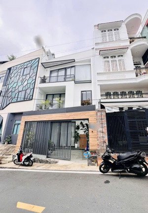 bán gấp nhà 8,2 tỷ đường phù đổng thiên vương (p8)