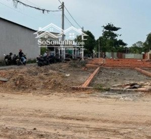 cần bán gấp đất lô góc 2 mặt tiền, phường an phú, thuận an, tp hcm, sổ đỏ, hẻm xe hơi giá 2, 2tỷ..