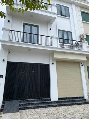 cho thuê kinh doanh, vp tại liền kề kđt phú lương - 3 triệu vnd, 25m2, nhà mới đẹp, có vệ sinh