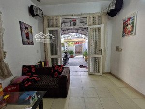 nhà dt: 85m ( 5 x 17m ) xây 3 tầng bán 7.5 tỷ - gần nguyễn duy trinh và chợ tân lập.