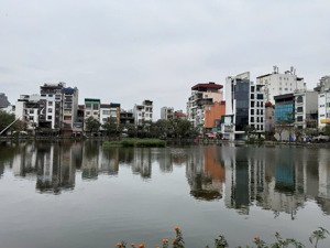 nhà view hồ quận ba đình 100m2 giá tốt