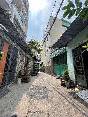 hẻm 3m đường huỳnh văn gấm, p.tây thạnh 4,2x12m cấp 4