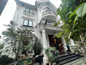 bán căn nhà biệt thự vinhomes riverside long biên 4 tầng sổ đỏ full nội thất view sông 99,5 tỷ