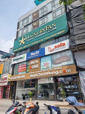 cho thuê nhà mặt phố trung kính lớn, cầu giấy. dt 100m2, 5 tầng, mặt tiền 8m. nhà đẹp giá 99tr